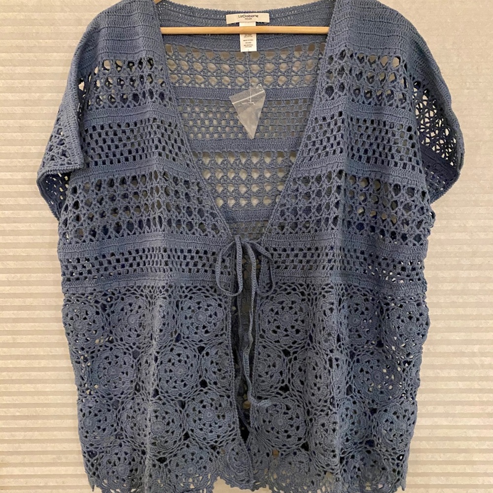 NWT crocheted tie front cardigan in blue